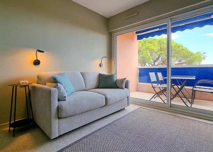 Apartment 4 Guests With Access To The Beachfrejus