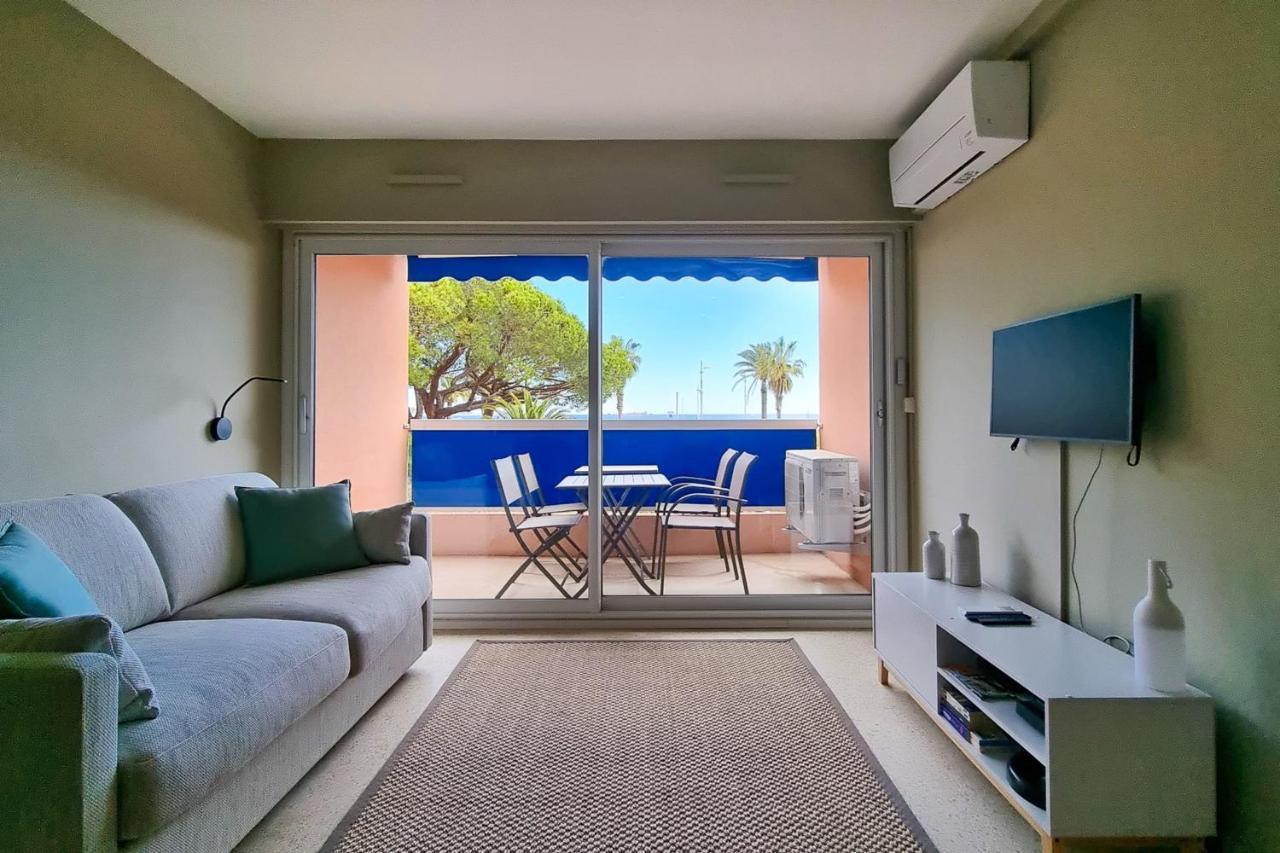 4 Guests With Access To The Beachfrejus * Frejus