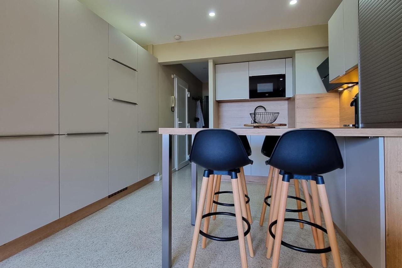 4 Guests With Access To The Beachfrejus Frejus